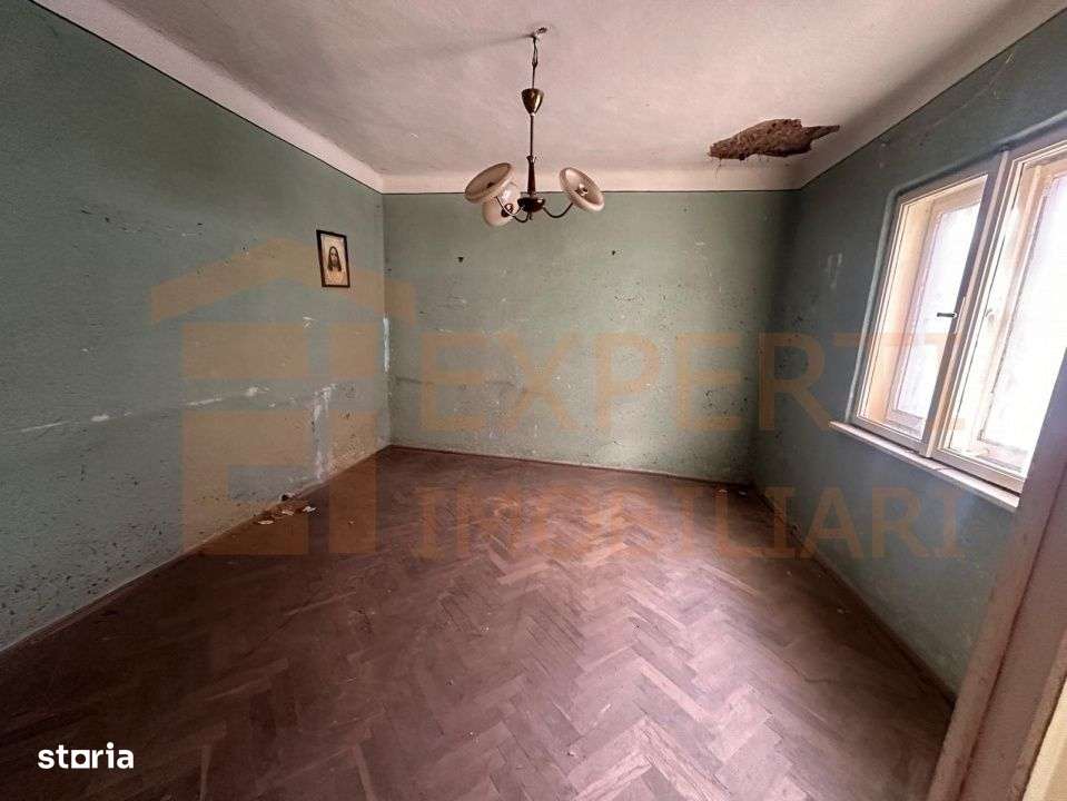 Casa cu potential in zona Faleza Nord, Constanta - Imagine principală: 4/5