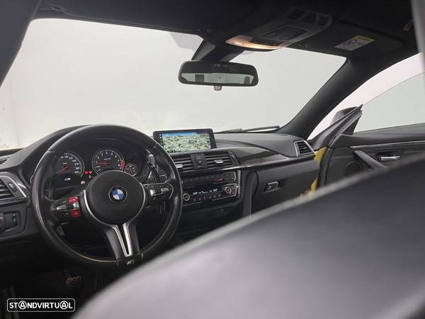 BMW M4 Coupe DKG Competition - 17