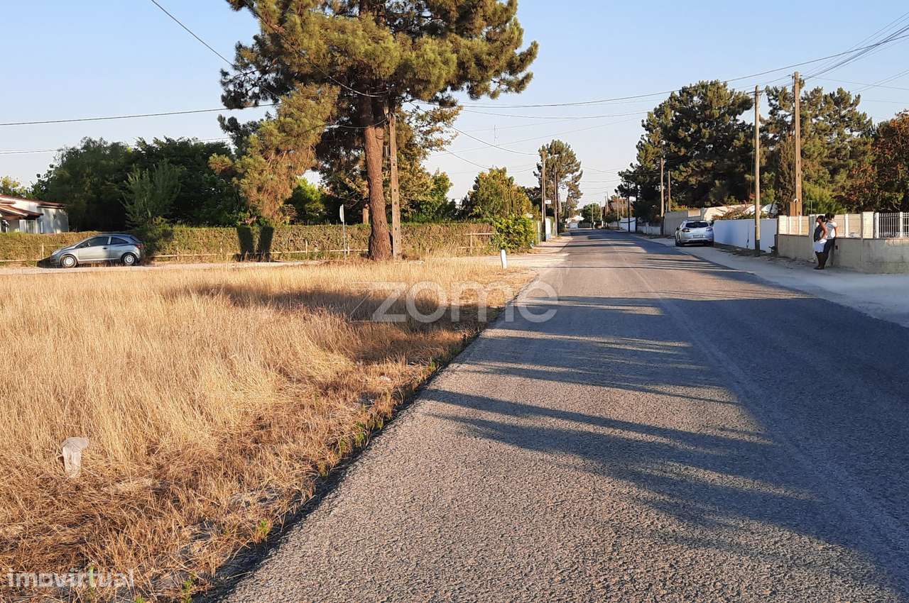 Terreno Urbano com 4.670 m2, em Foros de Salvaterra de Magos - Grande imagem: 5/16