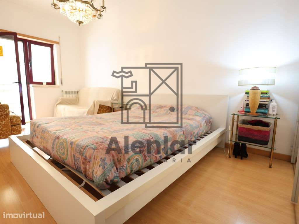 APARTAMENTO T2 em Vila Franca de Xira-13