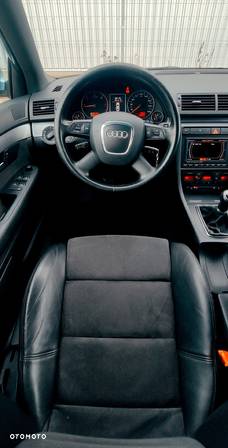 Audi A4 Avant 2.7 TDI DPF - 11