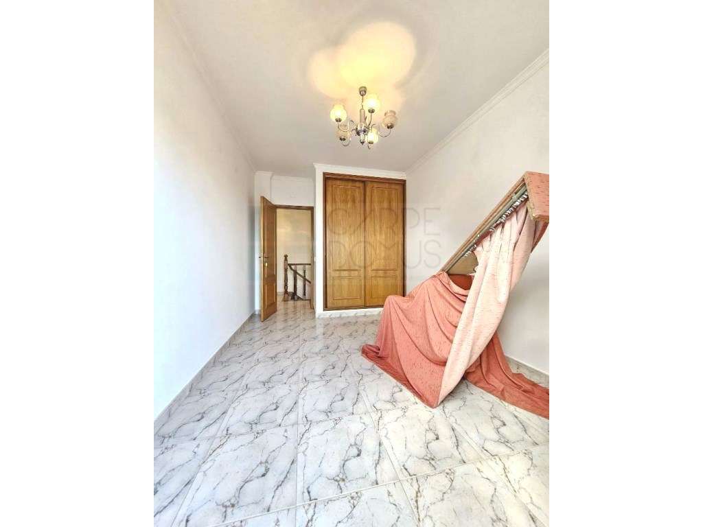 Moradia geminada T3+1 com Terraço - Vila Nova de Cacela-22