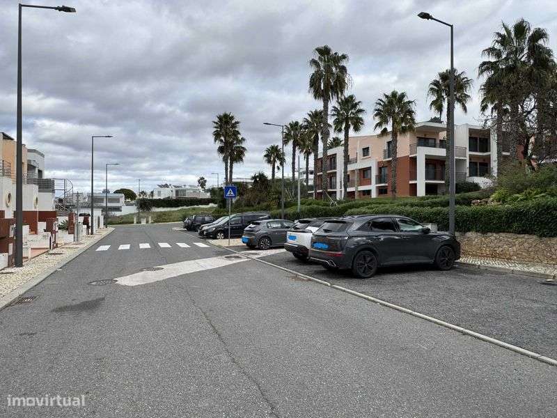 Moradia T4 com Piscina | Vista Rio Arade | Ferragudo - Grande imagem: 4/7