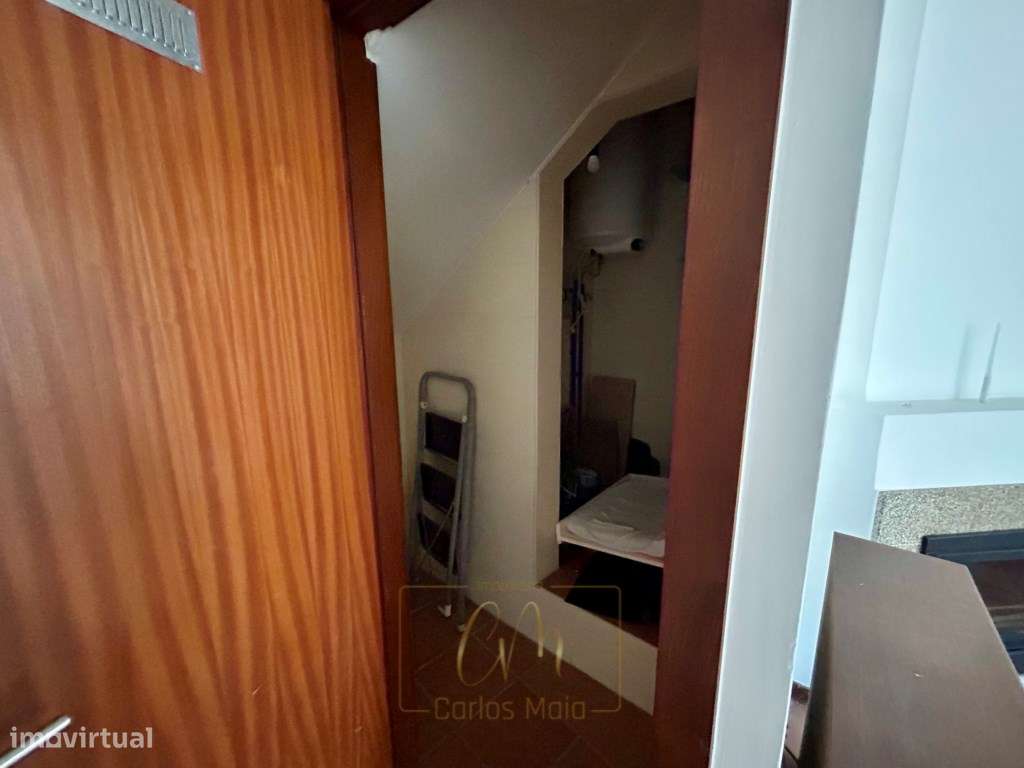Moradia T4 com Garagem e Espaço ao Ar Livre no Coração da Cidade-27