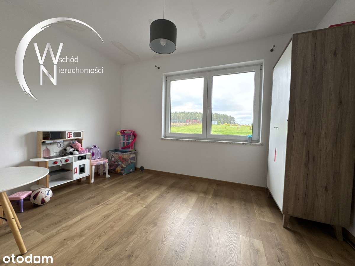 Dom w okolicy lasu-9