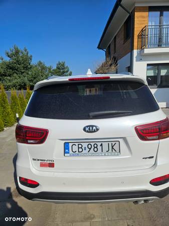 Kia Sorento 2.0 CRDI GT Line - 4