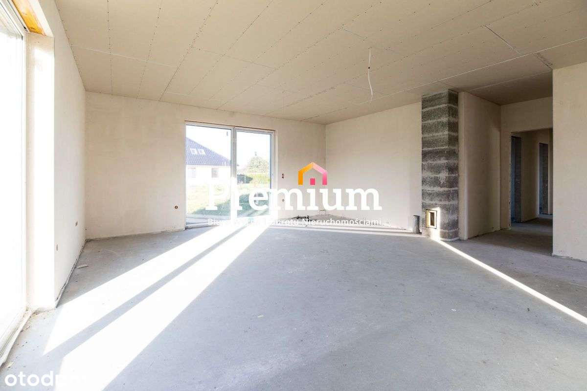 Wolnostojący dom w Ochli-10