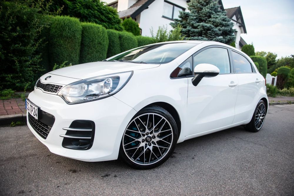 Kia Rio III (2011-) 1.2 Attract 2015