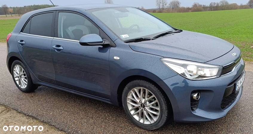 Kia Rio 1.2 L - 5