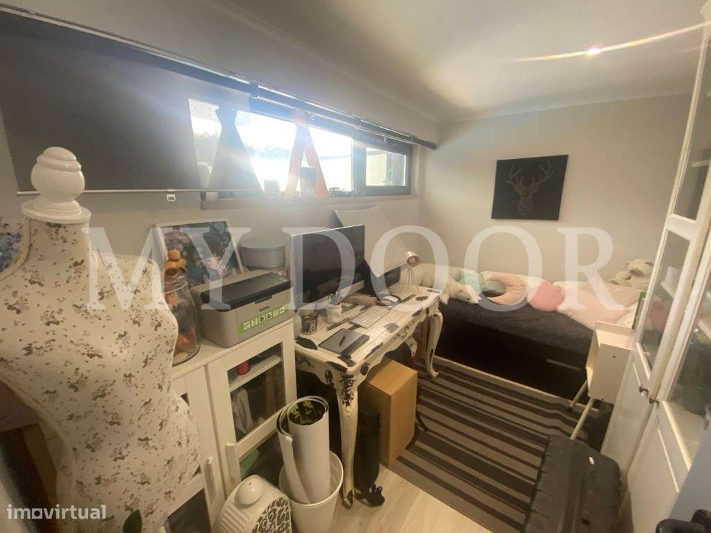 Loures - V4+1 Moradia c/ Piscina Privada - Varanda - Box + 2 parque...-56