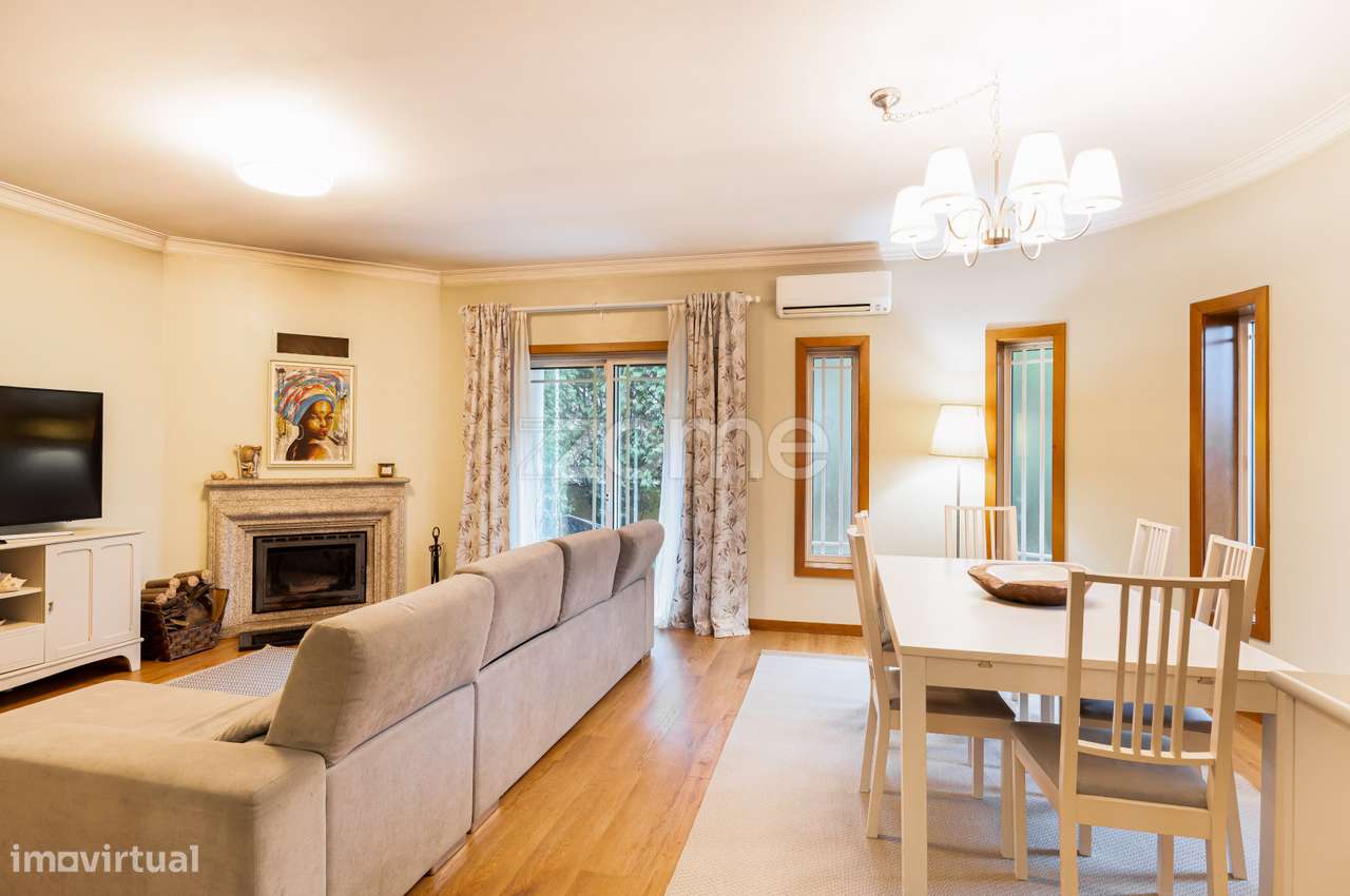 Moradia T4 com Jardim, Terraço e Garagem em Valongo - Grande imagem: 3/31