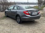 Honda Civic 1.8 i-VTEC Comfort - 10