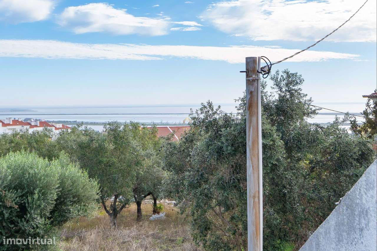 Moradia em Via Rara-25