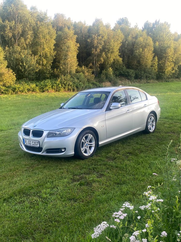 BMW 3 Series E90/E91/E92/E93 (2005-2012) 320i Edition Exclusive 2009