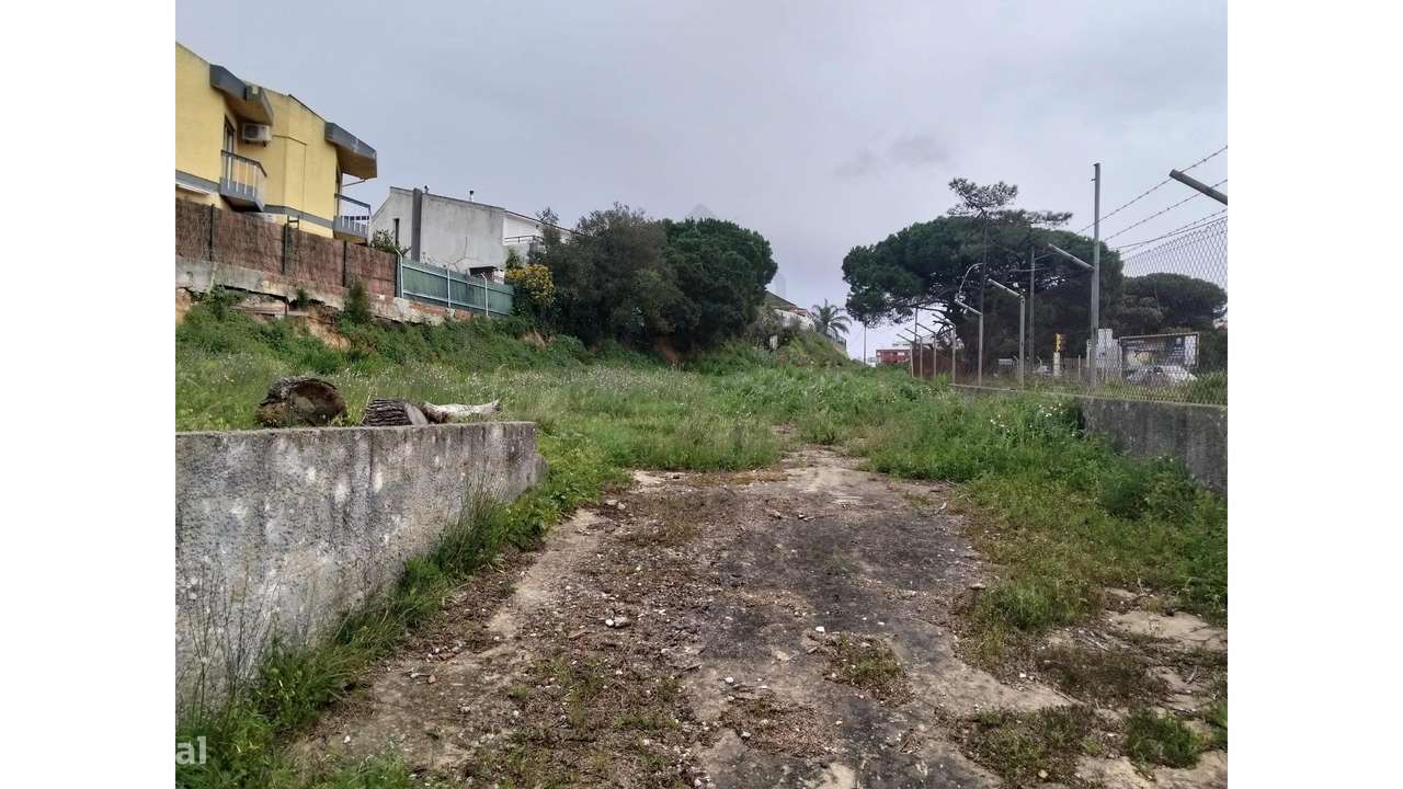 Terreno para construção na Amora - Grande imagem: 4/4
