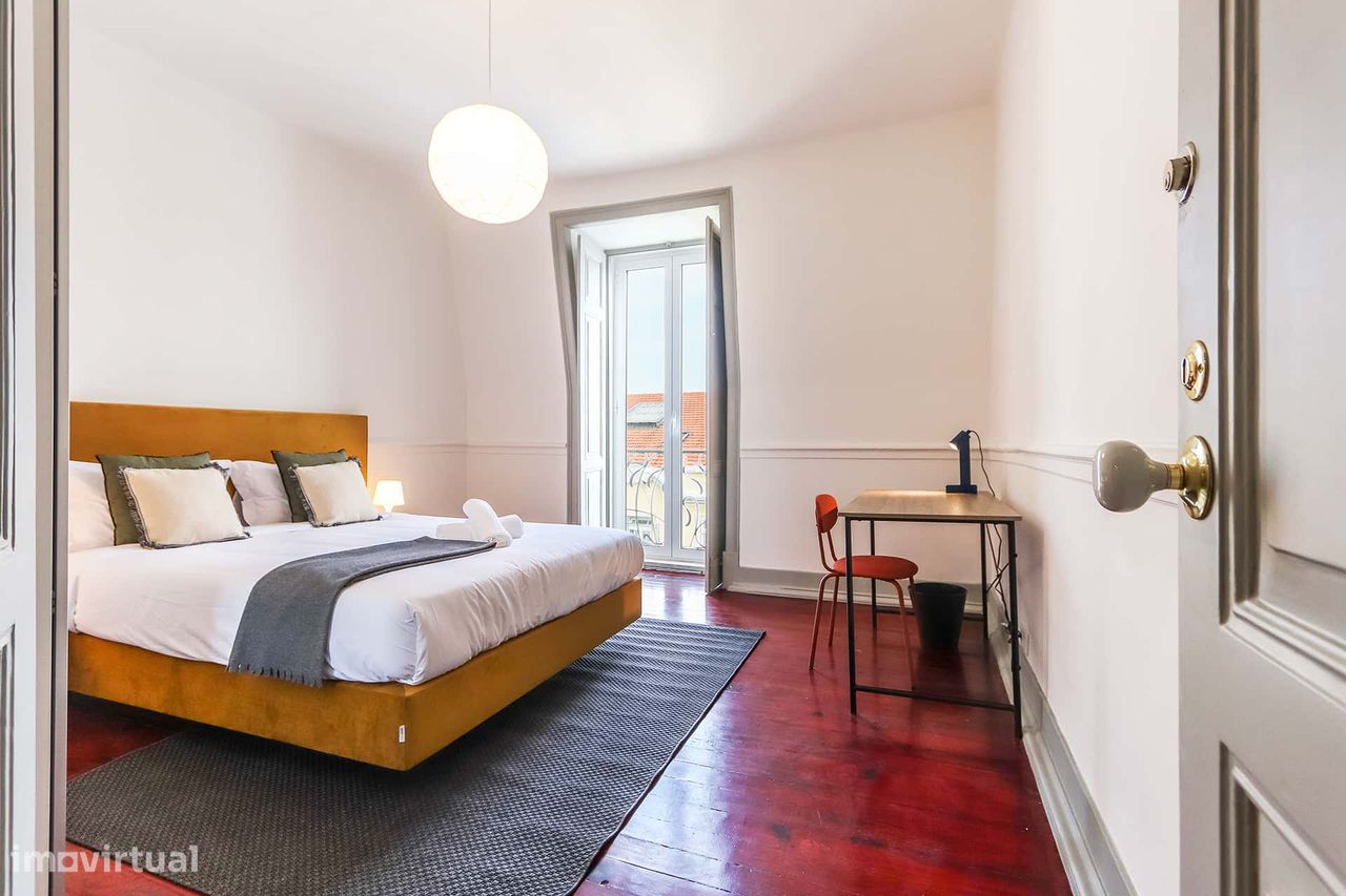 Bright double bedroom with balcony in Campo de Ourique - Room 6