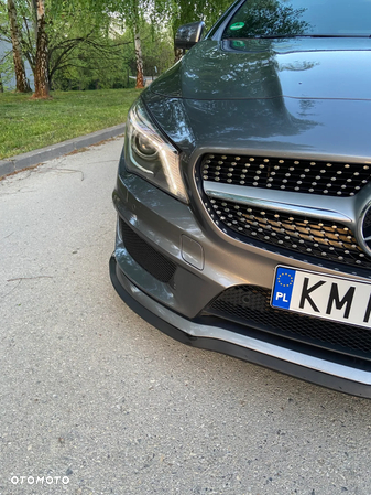 Mercedes-Benz CLA 250 AMG Line - 12