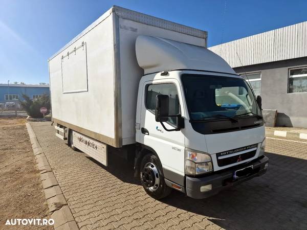 Mitsubishi Fuso Canter - 2