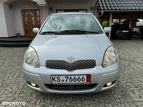 Toyota Yaris 1.3 Luna - 2