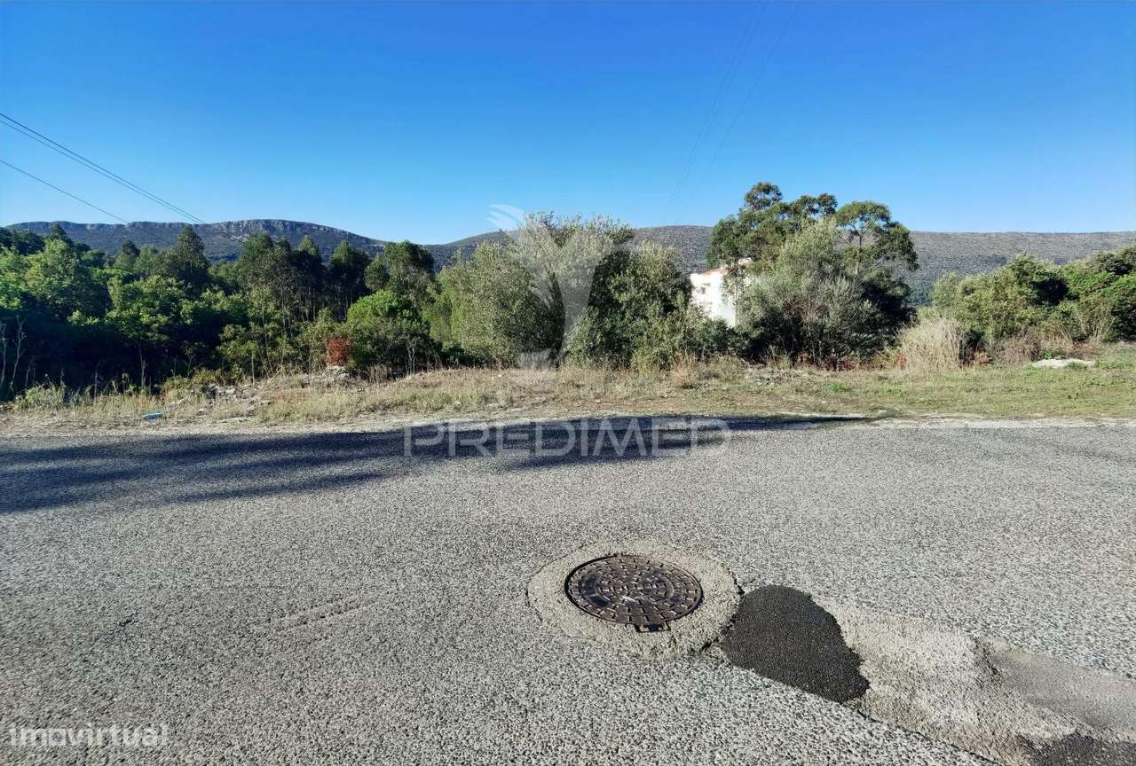 Lote de terreno urbano em Minde / Alcanena - Grande imagem: 3/22