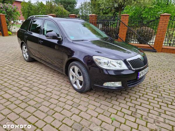 Skoda Octavia 1.8 T FSI Elegance - 1