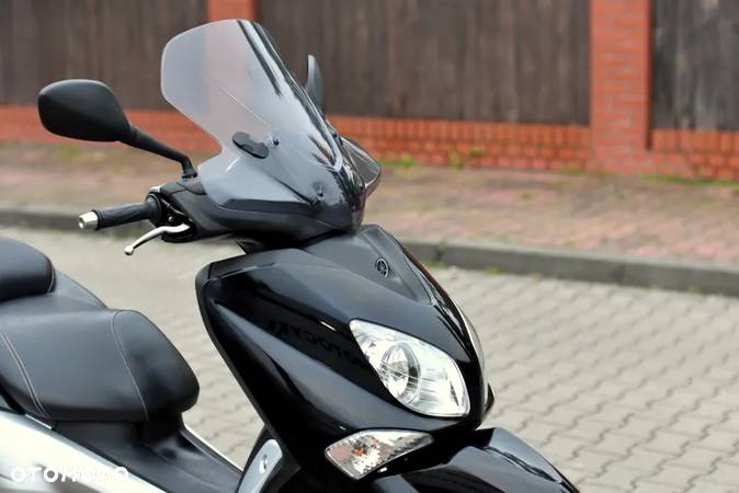 Yamaha X-max - 3