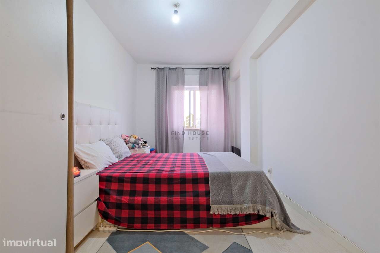 Vende-se apartamento T3 na Rinchoa, Rio de Mouro-11