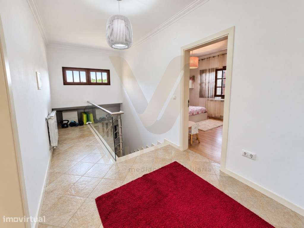 Moradia T4 c/ Jardim | Rebordões Santa Maria - Ponte de Lima-17