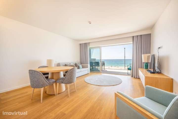 T0 Luxo em Empreendimento com Vista Mar Lugar de Garagem Arrecadação-4