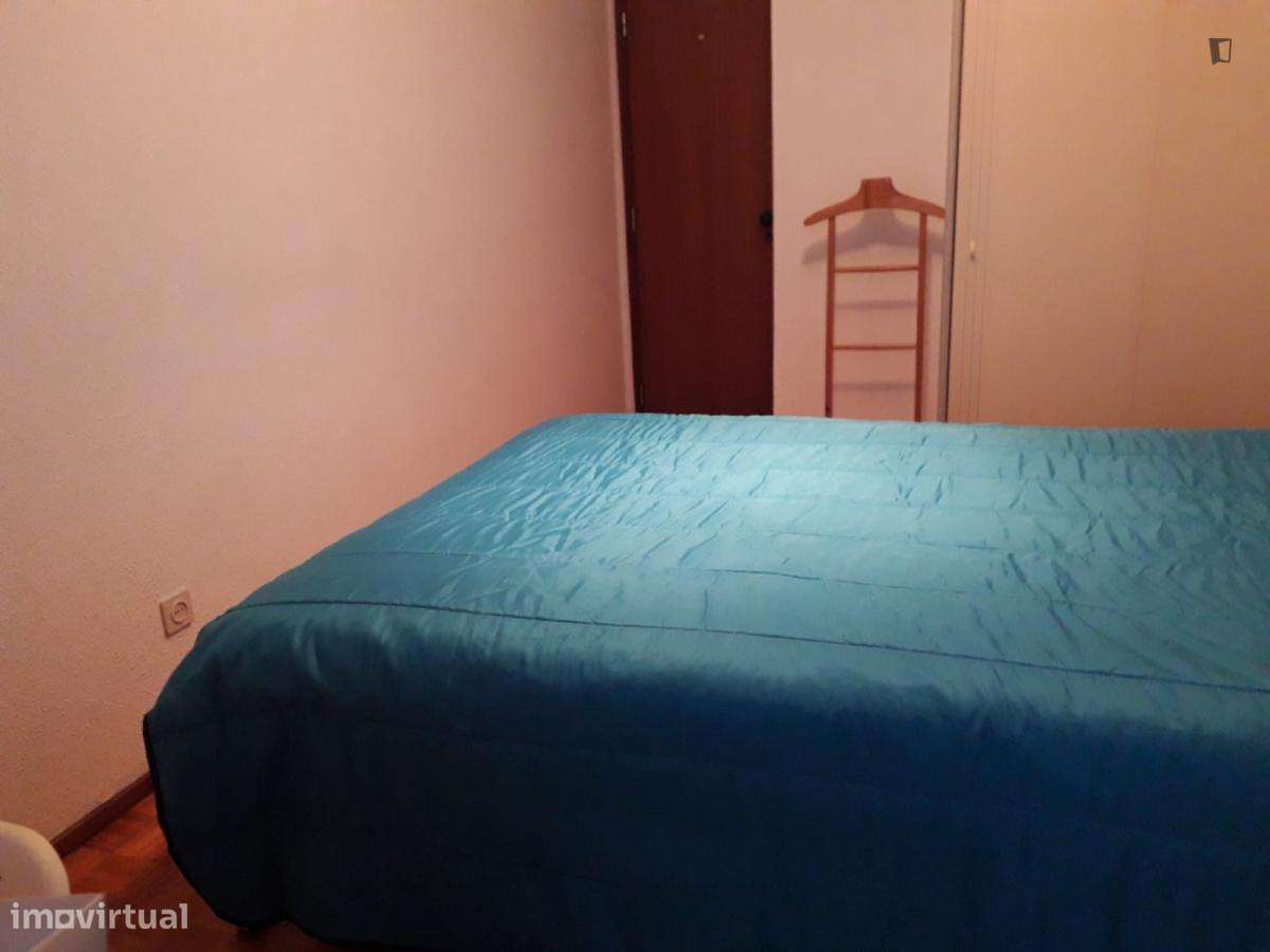 Quarto - localizado em Olivais Lisbon - Grande imagem: 5/9