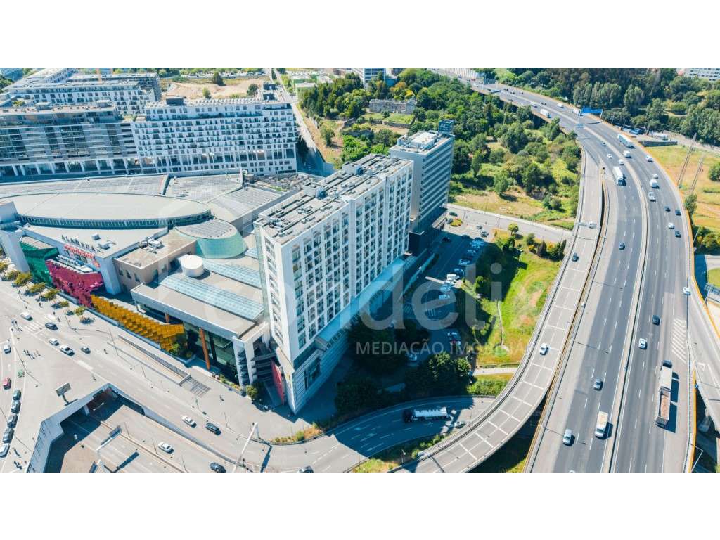 Apartamento T0 para venda junto ao estádio do Dragão-17