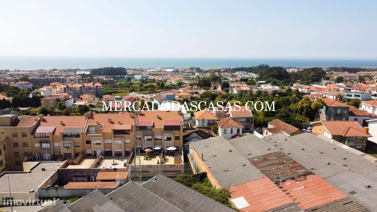 Moradia Isolada para reabilitar c/ terreno,Serzedo - Grande imagem: 4/17