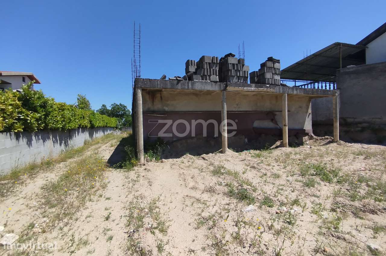 Lote de 2.000m² (bastante generoso para vários projetos) - Constru... - Grande imagem: 5/35