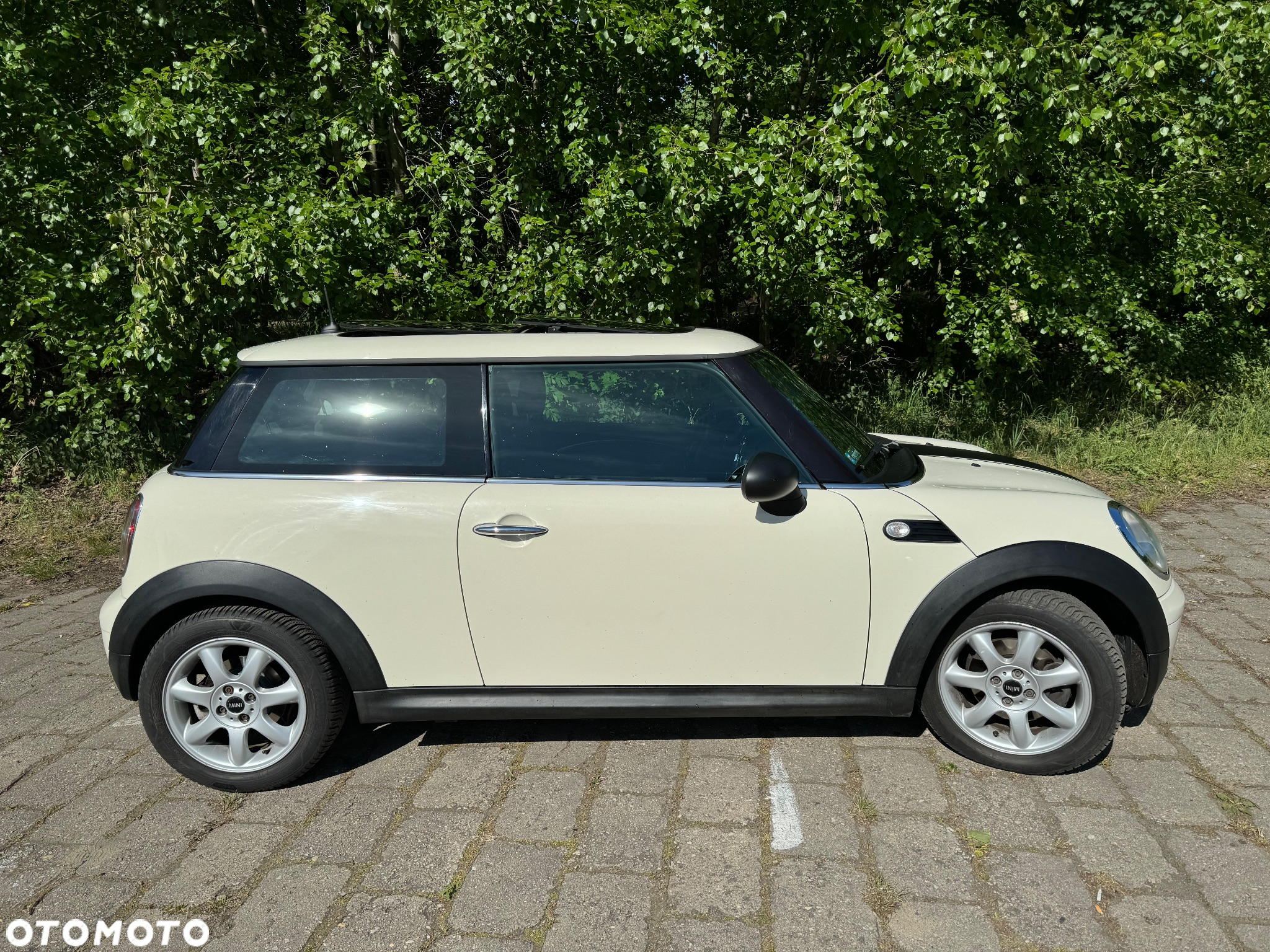 MINI ONE Standard - 5