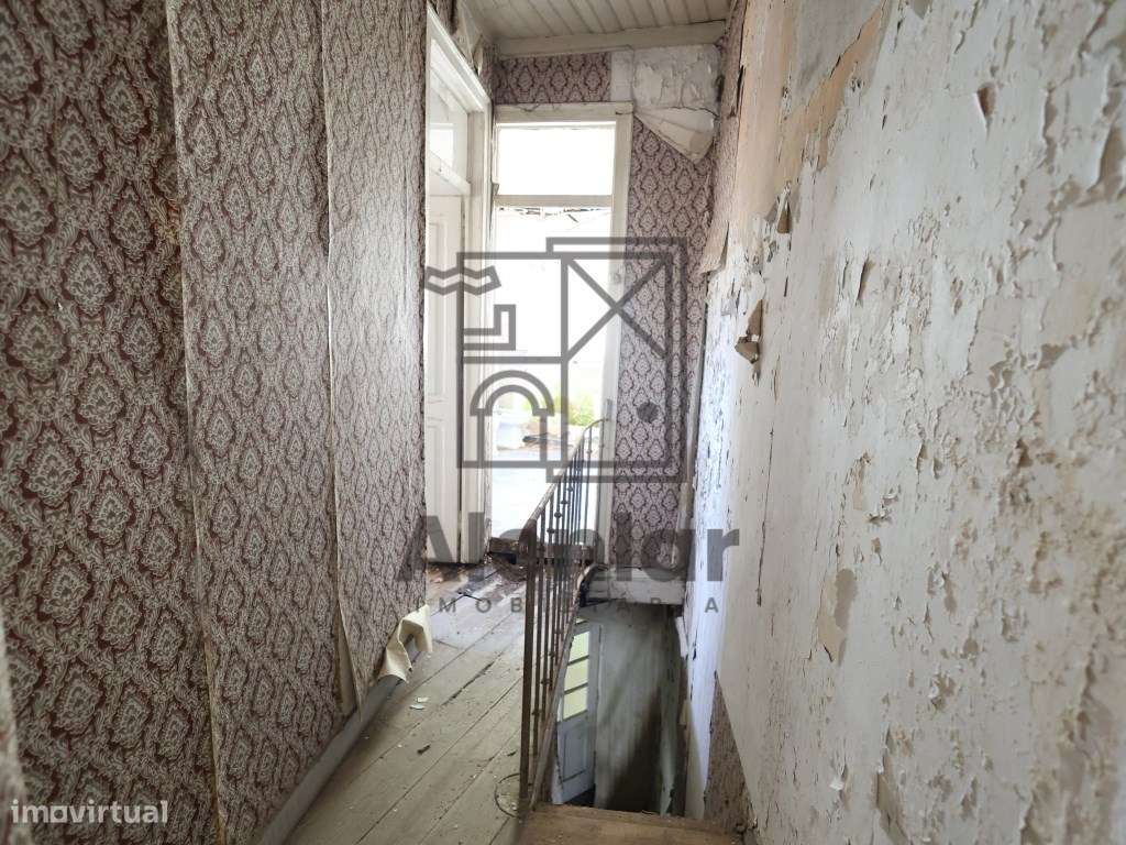 Oportunidade de Investimento no Centro Histórico de Alenquer - Bair...-24