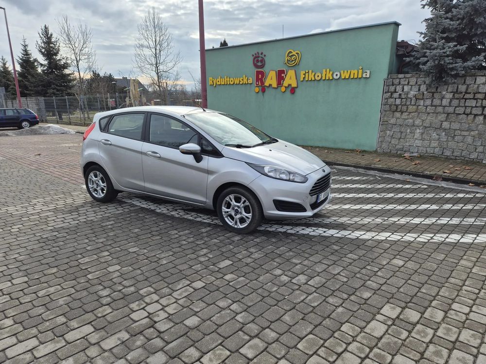 Ford Fiesta Mk7 (2008-) 1.0 Champions Edition 2014