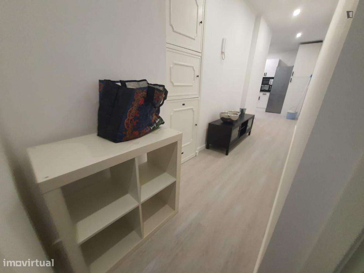 Quarto - localizado em Lumiar Lisbon - Grande imagem: 4/7