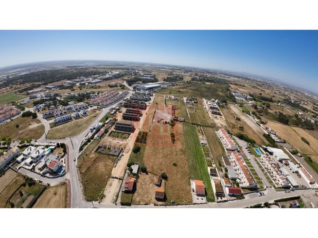 Terreno para construção na Lagoa do Láparo, Alcochete-2