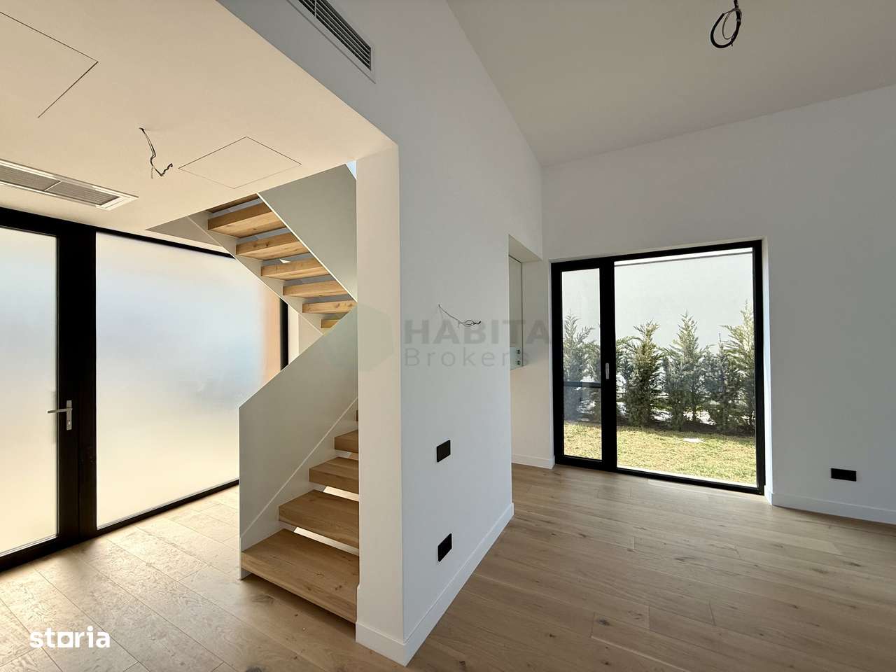 Vila tip duplex in Amber Forest, langa padure-2