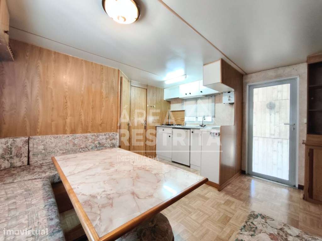 Moradia T3+1 com cave gaveto, Parque Verde em Fernão Ferro - Grande imagem: 5/21