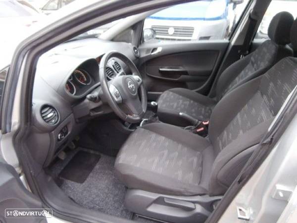 Opel Corsa 1.3 CDTi Enjoy EcoFLEX - 10