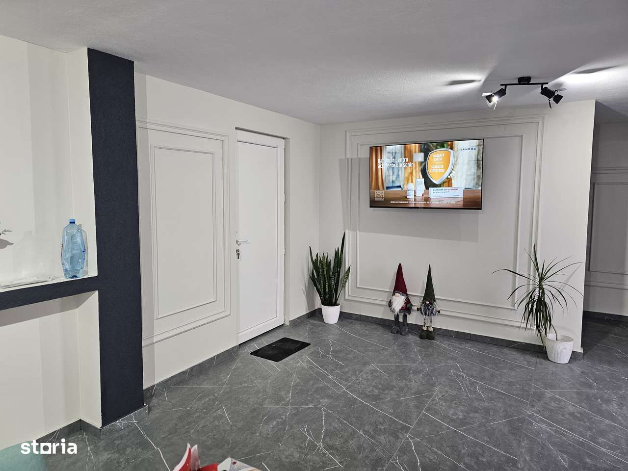 Vand Hala+Birou+Garsoniera su 190 mp Noua 2025 - Imagine principală: 4/16