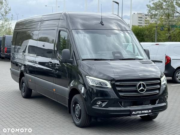 Mercedes-Benz Sprinter - 2