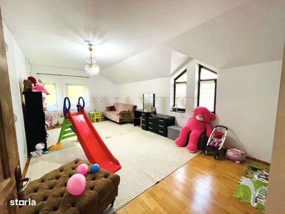 Casa cu 6 camere in Dej, langa padure, 800 m de centrul orasului - Imagine principală: 3/14