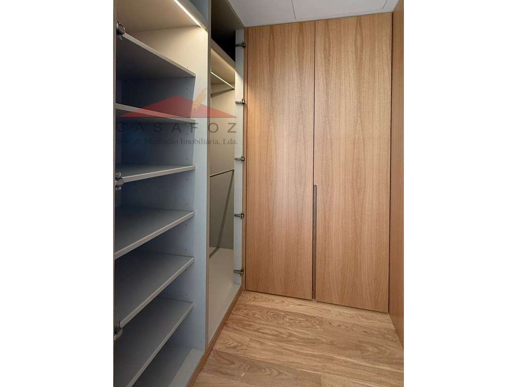 Venda Apartamento T3 Duplex Novo em Nevogilde-23