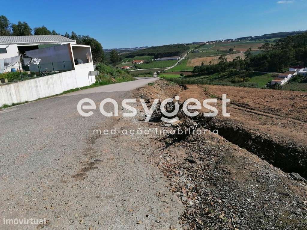 Terreno Rústico com viabilidade de construção uma moradia isolada - Grande imagem: 4/5