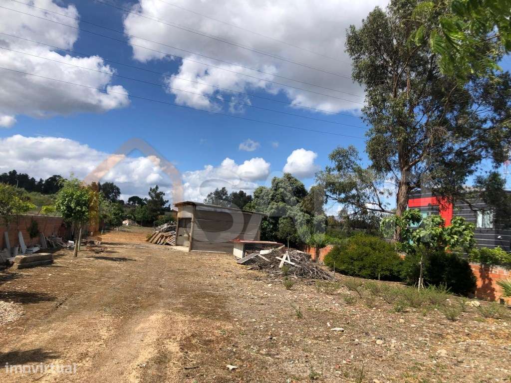 Terreno urbano em Nossa Senhora de Fátima, no Entroncamento, Santarém - Grande imagem: 4/49