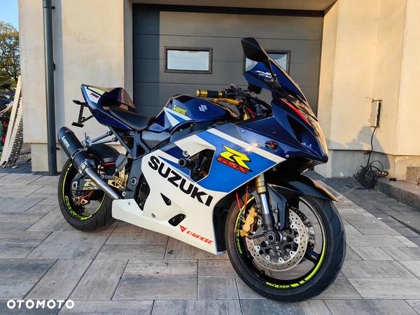 Suzuki GSX-R - 32