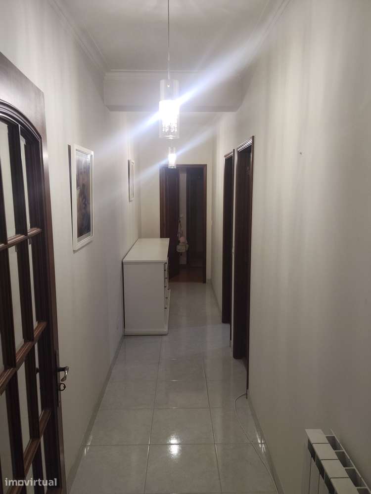 T3 à Venda – Conforto e Excelente Localização - Grande imagem: 2/13