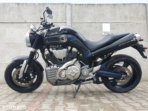 Yamaha MT - 4